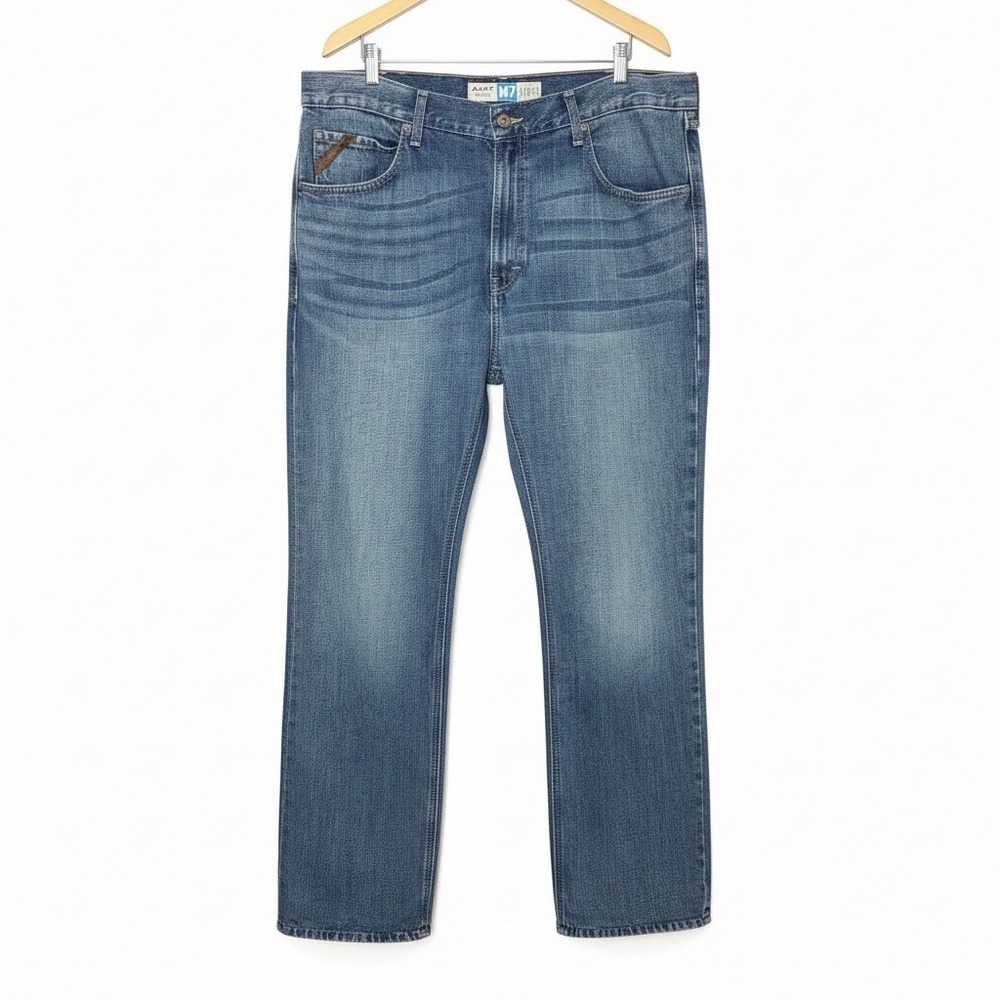 Ariat M2 Legacy Jeans Men's 38x34 (Measures 38x32) Relaxed Bootcut Denim Western
